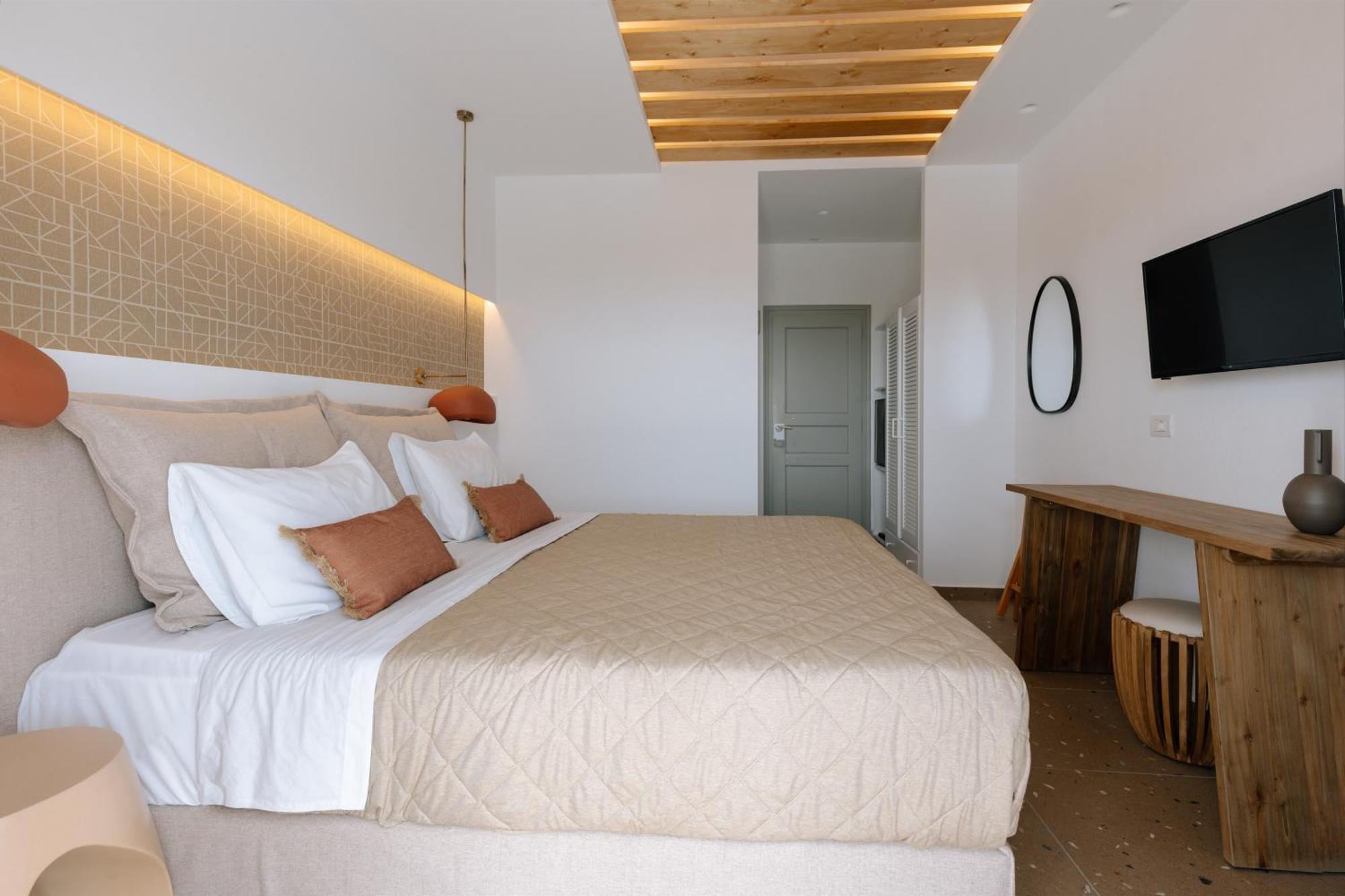 Pnoi Hotel Logaras Eksteriør billede